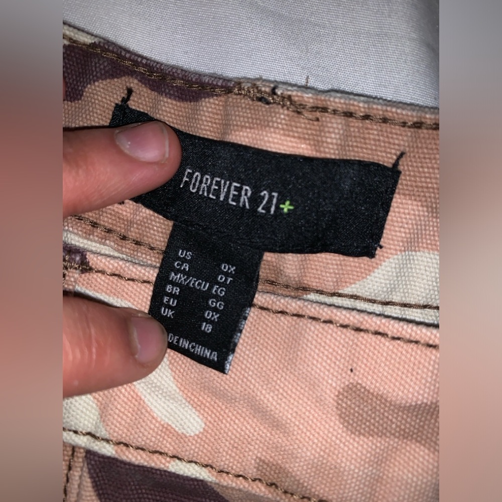 CARGO PANTS ‼️ - Picture 2 of 7